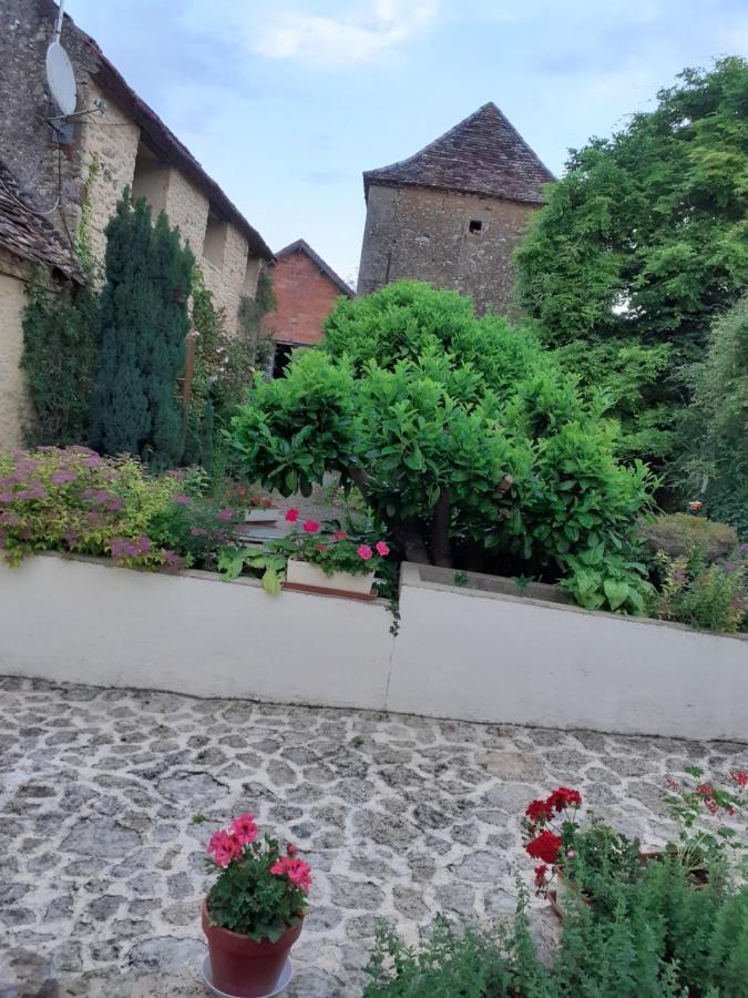 Chambres D'Hotes Le Roussel Le Buisson-de-Cadouin Εξωτερικό φωτογραφία