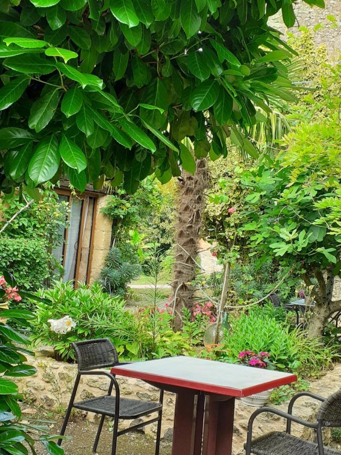 Chambres D'Hotes Le Roussel Le Buisson-de-Cadouin Εξωτερικό φωτογραφία