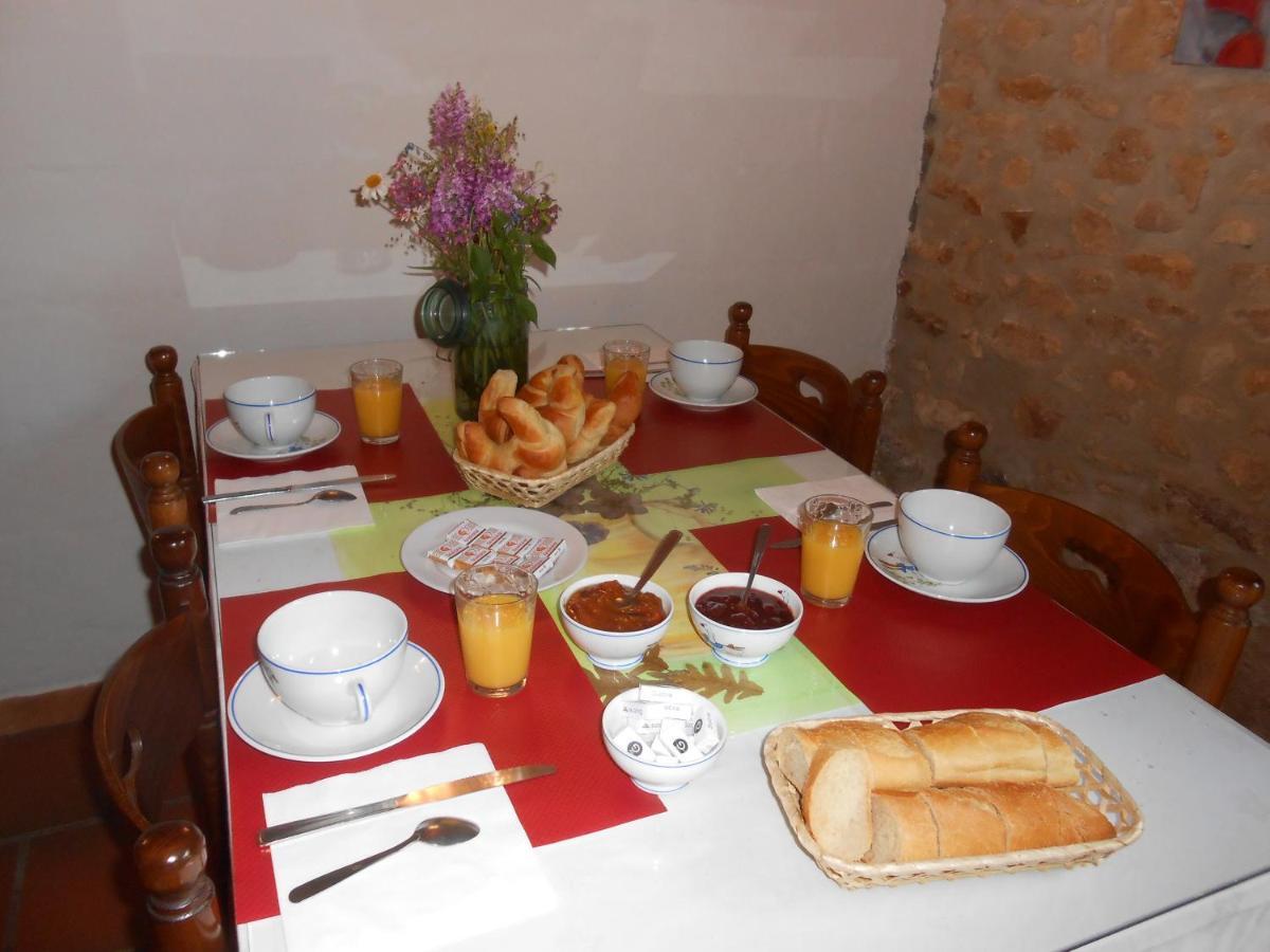 Chambres D'Hotes Le Roussel Le Buisson-de-Cadouin Εξωτερικό φωτογραφία